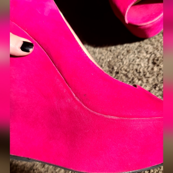 NEW LOVE Culture fushia faux suede platform wedge sz8 shoe - Picture 8 of 9